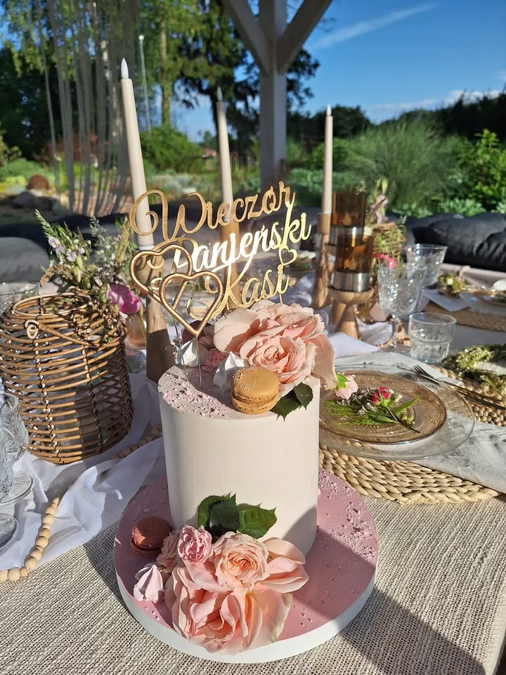 Wieczór Panieński to wyjątkowe wydarzenie dla przyszłej Panny Młodej. Z założenia jest on