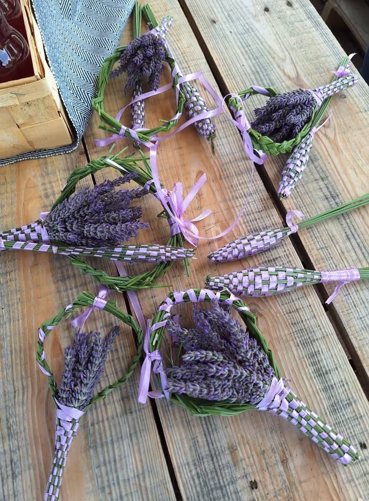 Dziś pogoda dopisała, nie za ciepło nie za zimno tak w sam raz. Odwiedzili nas seniorzy z