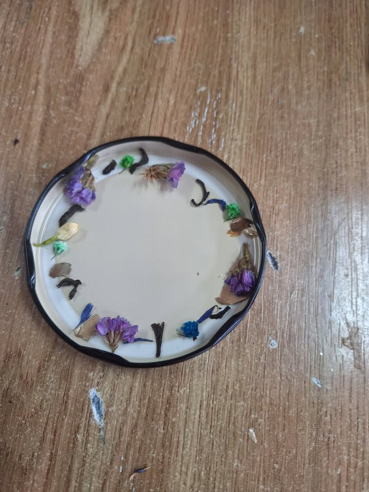 Witajcie, ależ ten tydzień szybko ucieka🫣 u nas dużo się dzieje więc spieszę z szybką fotorelacja z wczorajszych warsztatów, które odbyły się w kl 1. Na warszta